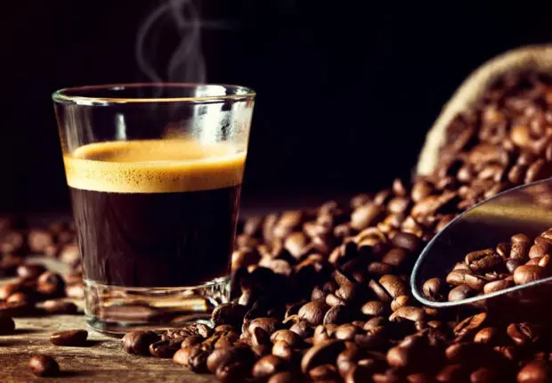 Spéculation sur le café : l’État lance la distribution directe à prix encadré dans 6 wilayas