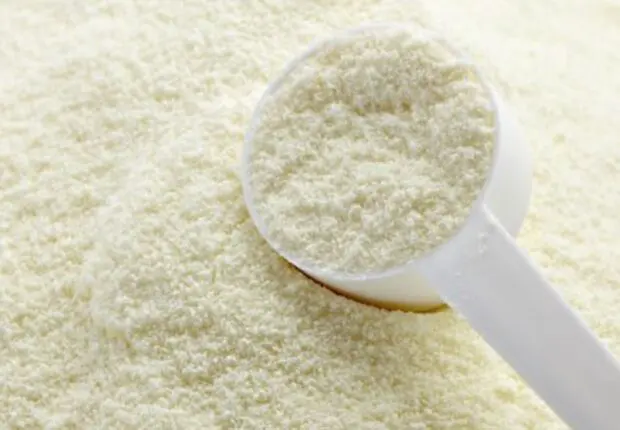 L’Ouganda lance sa 1re exportation de lait en poudre vers l’Algérie