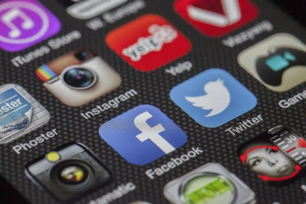 Tendances mobiles en Algérie: les meilleures applications qui dominent la vie quotidienne
