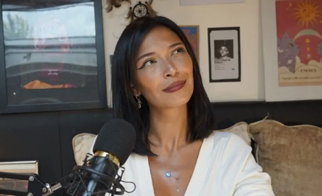 De la France à l’Algérie : Zahra, journaliste, fait le choix du retour aux racines