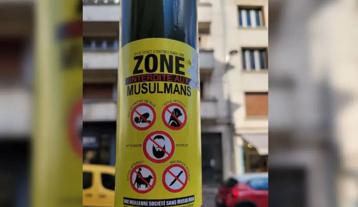 « Zone interdite aux musulmans » : une affiche islamophobe suscite une vive indignation en France