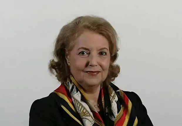 « Boualem Sansal n’aime pas l’Algérie » : Anissa Boumediène prise pour cible en France