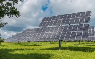Solaire, hydrogène vert : l’Algérie se prépare à une croissance record de ses capacités renouvelables