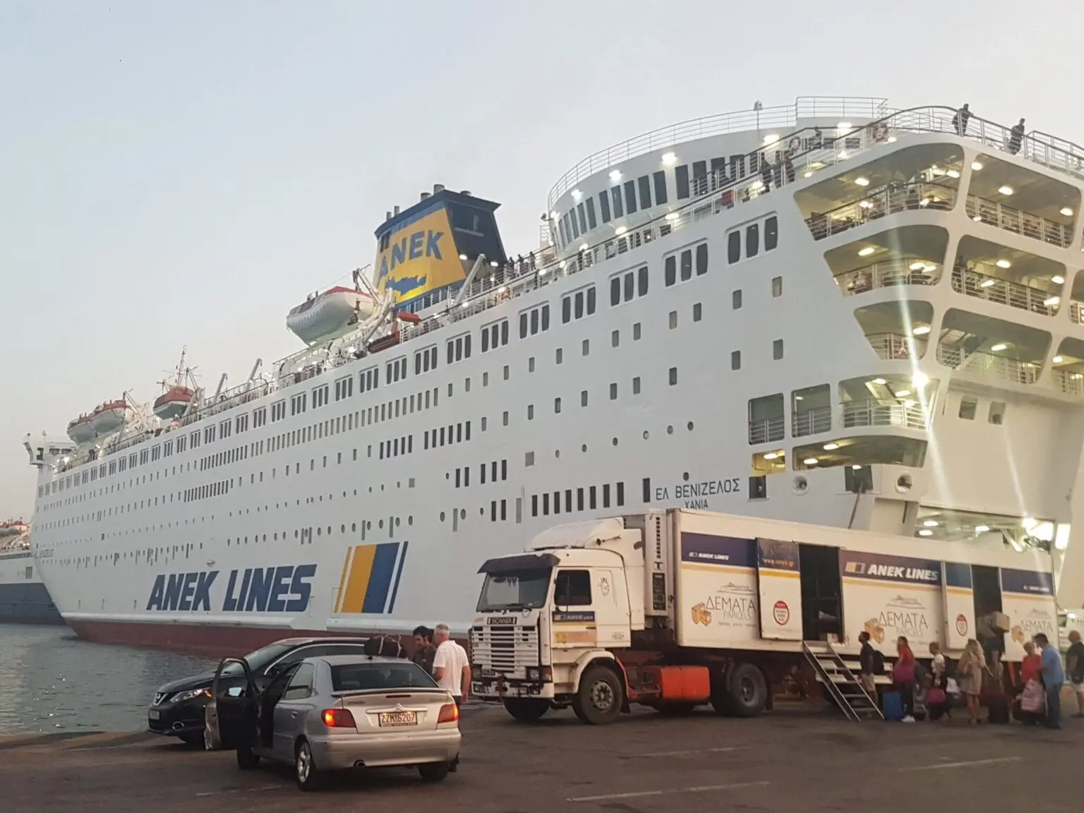 Passagers bloqués à Marseille : Corsica Linea fait appel au navire d’Algérie Ferries, El Venizelos