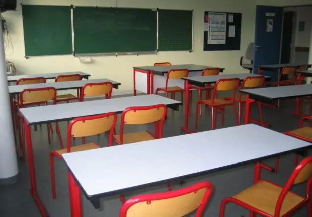 Le ministère de l’Éducation dévoile son plan pour désengorger les écoles