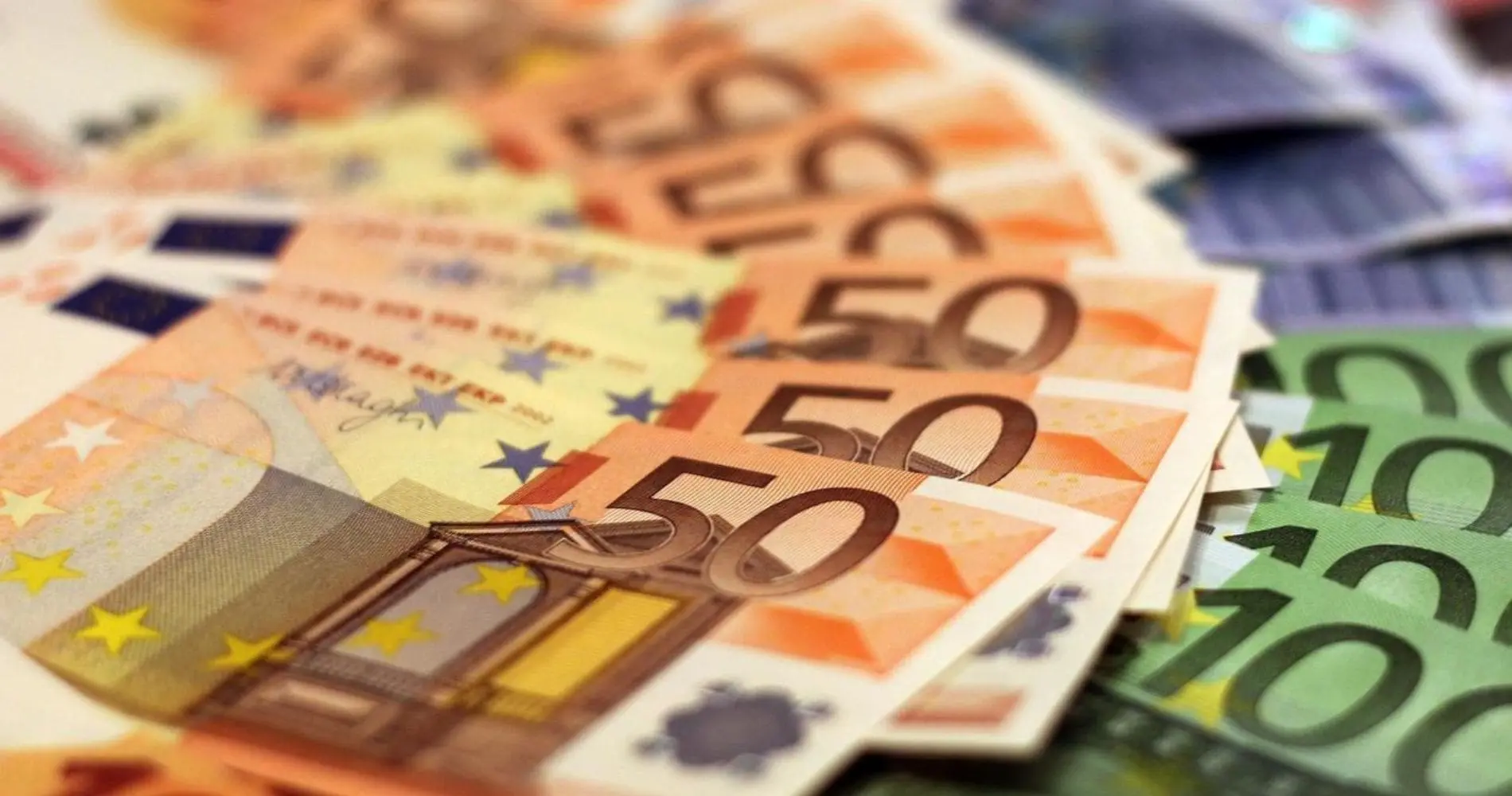 Nouvelles restrictions sur l’allocation touristique de 750 euros : quel impact sur les taux de change ?