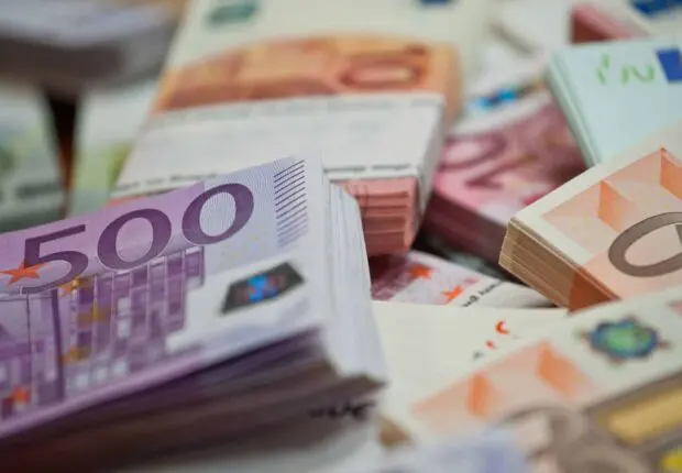 Baisse de l’euro face au dinar : le marché noir enregistre un recul après l’Aïd el-Adha