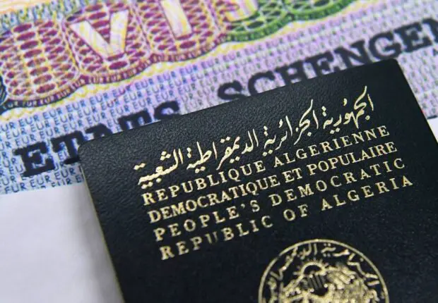 Visa pour la France : ces 5 pays dominent les demandes, qu’en est-il des acceptations ?