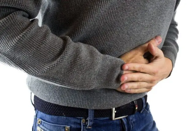 Intoxication alimentaire en Algérie : 7 règles d’or à connaître avant de finir à l’hôpital cet été