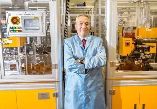 Karim Zaghib, maître algérien des batteries électriques, nommé à l’Ordre du Canada