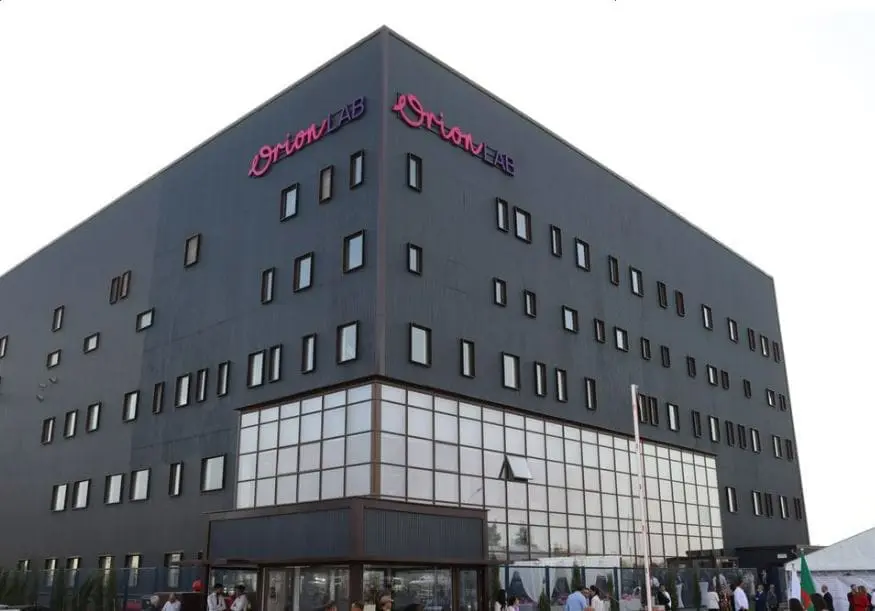 Orion Lab affirme son leadership pharmaceutique à la 56ᵉ Foire Internationale d’Alger