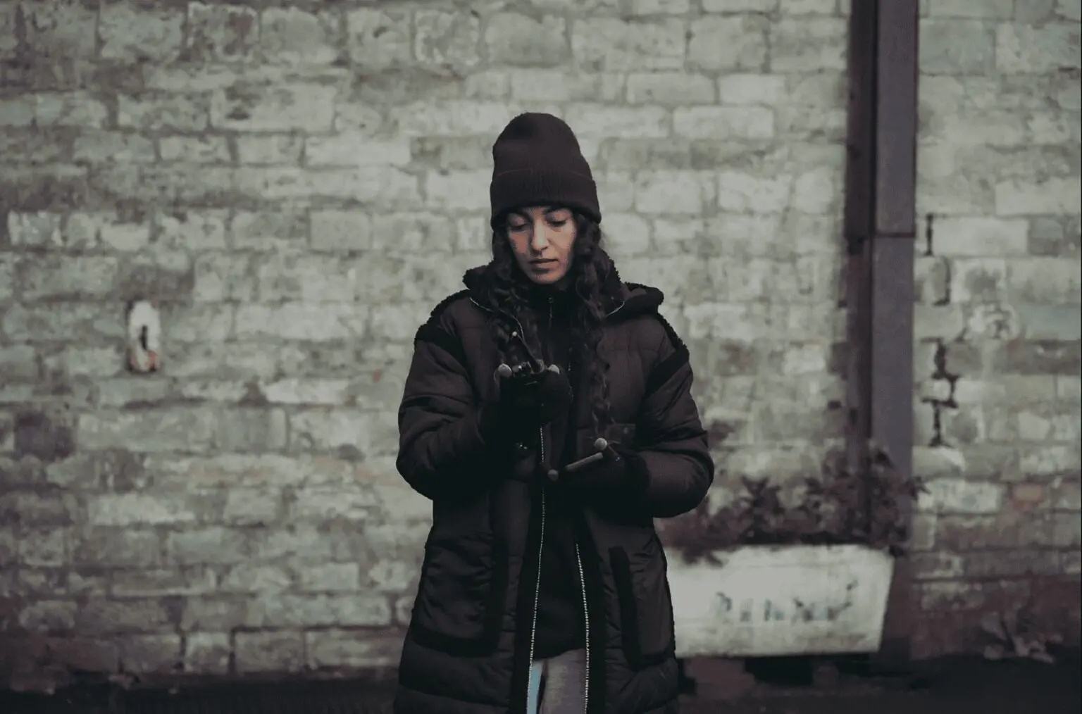 Du digital à l’audiovisuel : Yasmine Rouar, la productrice franco-algérienne qui bouscule les codes