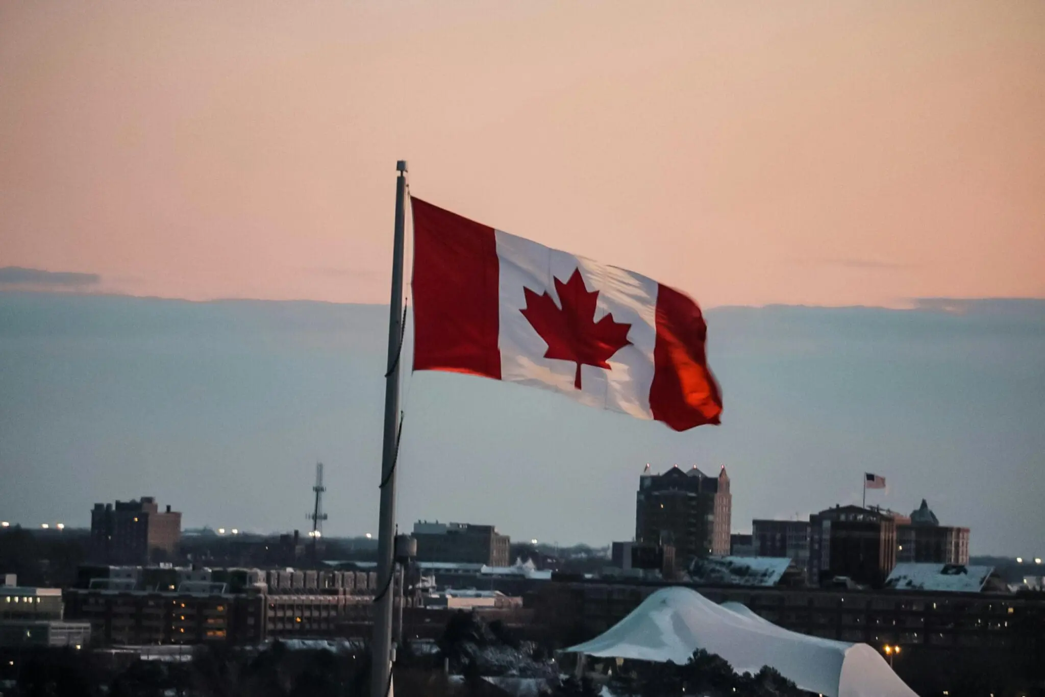 Vivre et travailler au Canada : le programme PICA s’ouvre aux Algériens