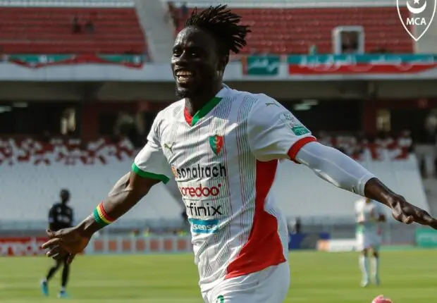 MC Alger : Bangoura gravement blessé et indisponible pour une longue durée