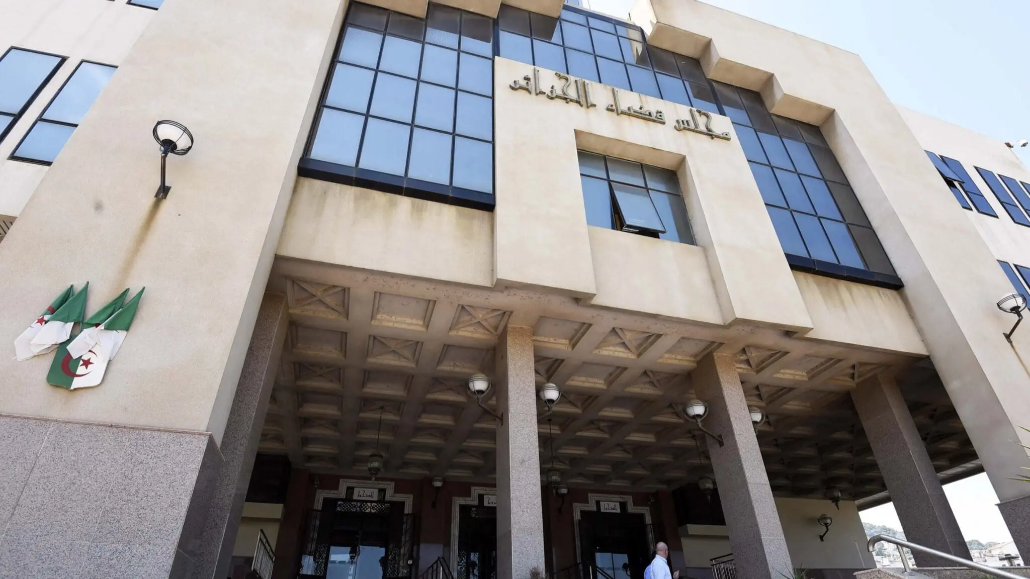 Du Maroc à la Libye : un réseau de drogue mené par « Oussama Escobar » jugé à Alger