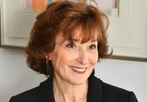 Noëlle Lenoir dérape sur CNews avec des accusations graves contre les Algériens