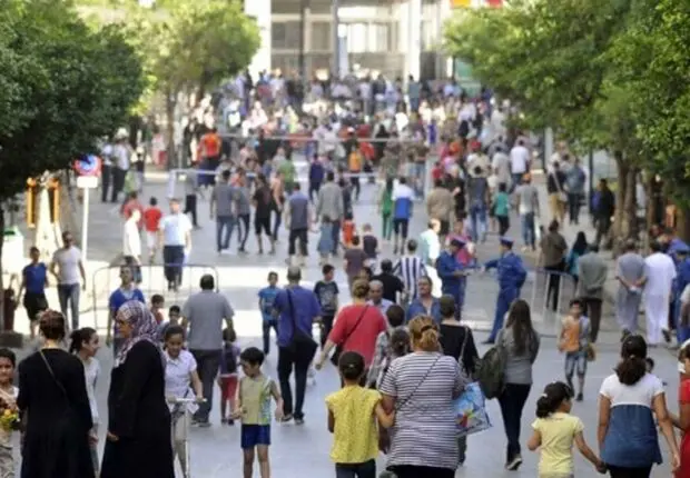 Choix du domicile et liberté de voyager : l’Algérie supprime une restriction imposée aux femmes