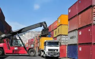 Programme d’importation : une nouvelle condition pour les opérateurs algériens