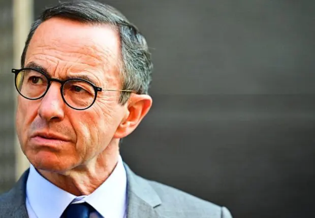 Une avocate d’origine algérienne porte plainte contre Bruno Retailleau, voici pourquoi