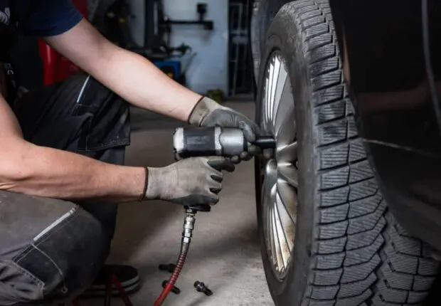 Des Algériens se rendent en Tunisie pour acheter des pneus : le phénomène secoue les réseaux