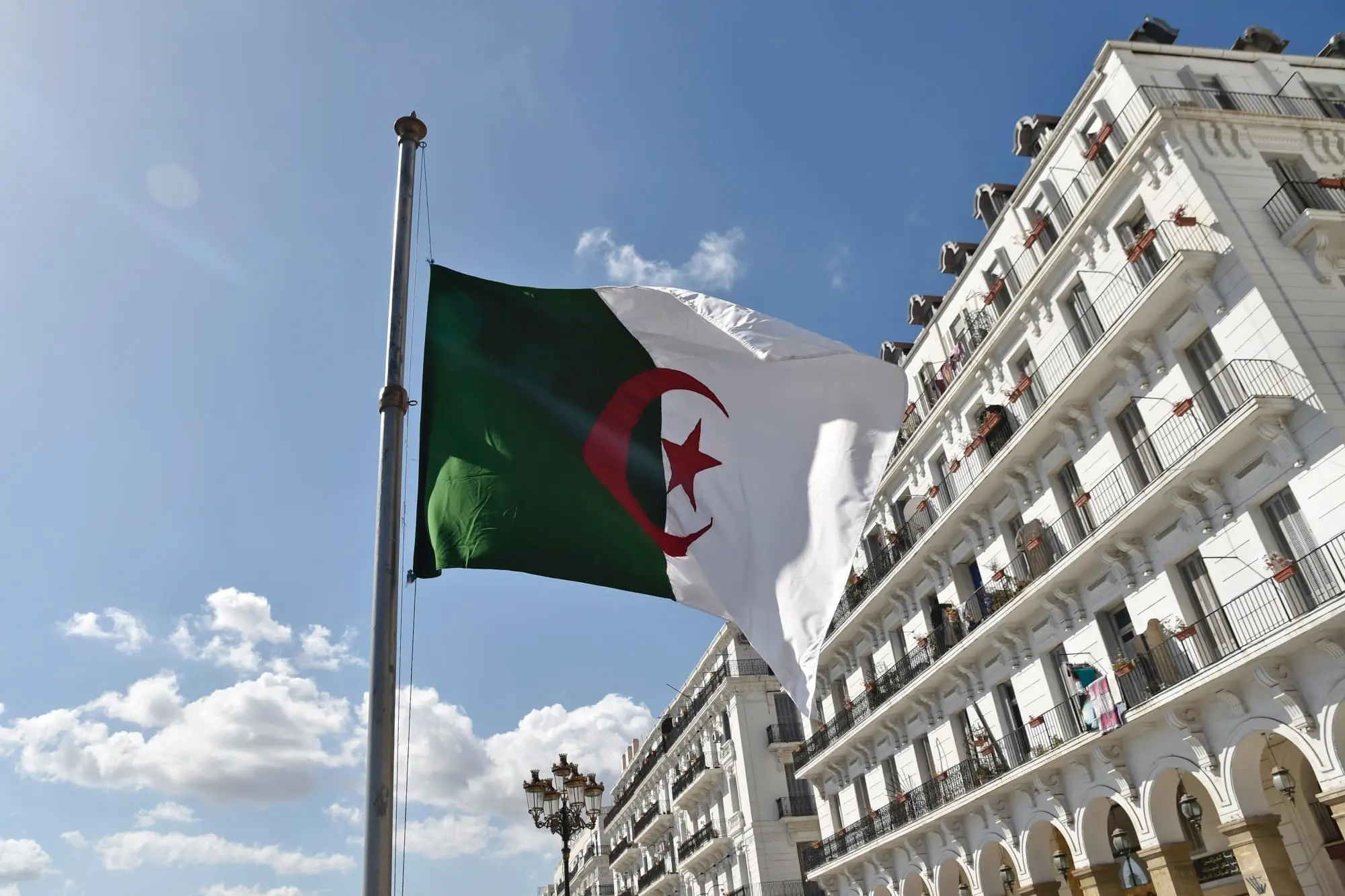 10 milliards de dollars en jeu : ce que l’IATF 2025 promet à l&rsquo;économie algérienne