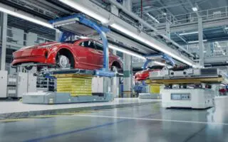 Industrie automobile : pourquoi certains constructeurs n’ont pas encore démarré la production ?