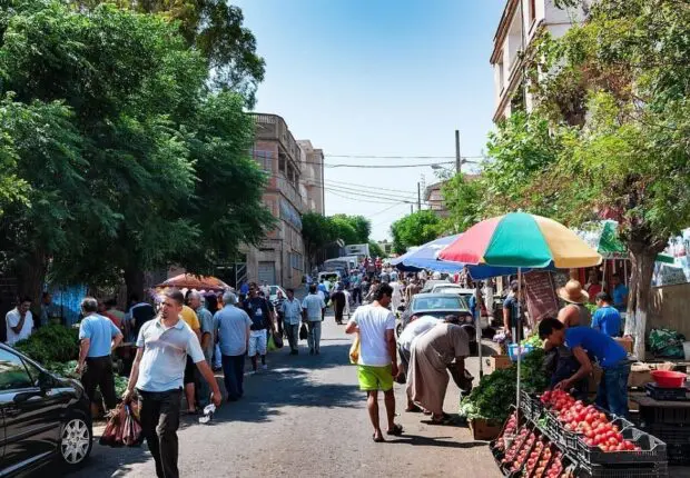 Le ministère du Commerce renforce le contrôle des prix avant la rentrée