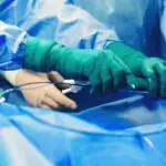 1ʳᵉ opération de cathétérisme cardiaque à Laghouat : un soulagement pour les patients du sud