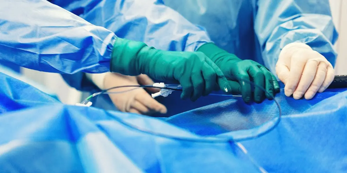 1ʳᵉ opération de cathétérisme cardiaque à Laghouat : un soulagement pour les patients du sud