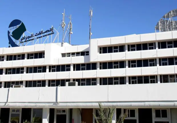 Algérie Télécom adopte l’anglais sur ses factures : un pas de plus vers la modernisation