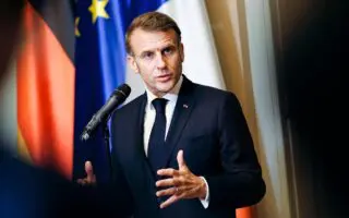 Christophe Gleizes condamné à 7 ans de prison : Emmanuel Macron promet d&rsquo;agir pour sa « libération »