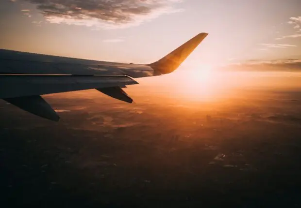 Destinations prisées des voyageurs solos en 2025 : Barcelone, Marrakech… et la surprise Alger !