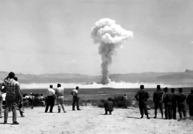 Essais nucléaires en Algérie : 20 organisations internationales interpellent la France