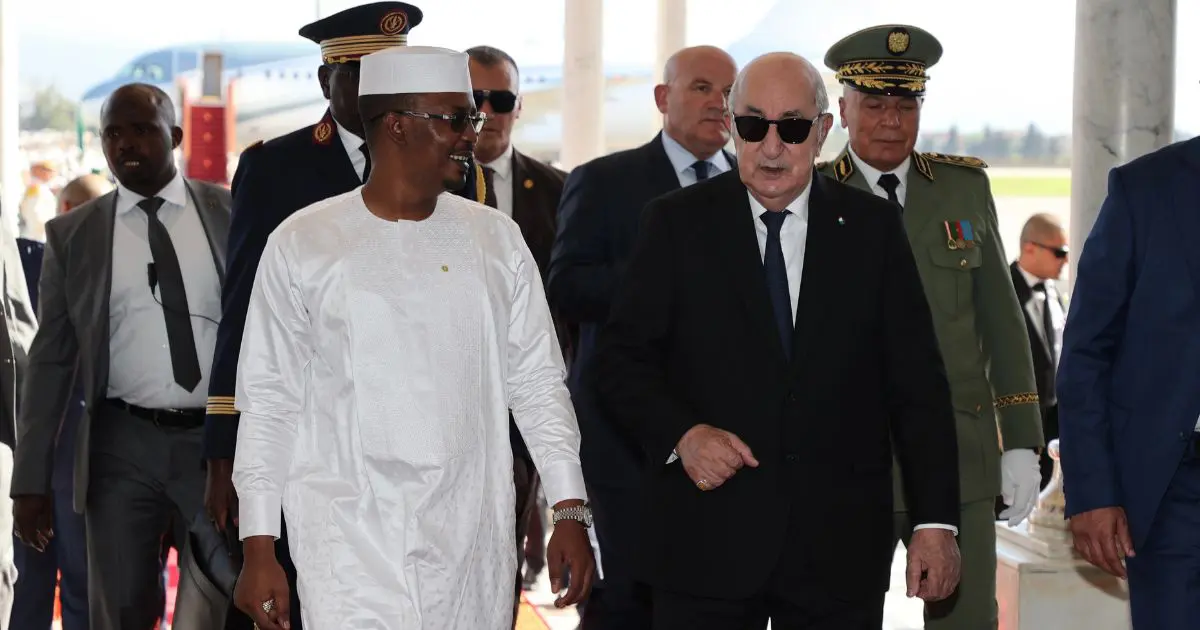 Le président de la République, Abdelmadjid Tebboune, reçoit le président de la République du Tchad, Mahamat Idriss Déby Itno.
