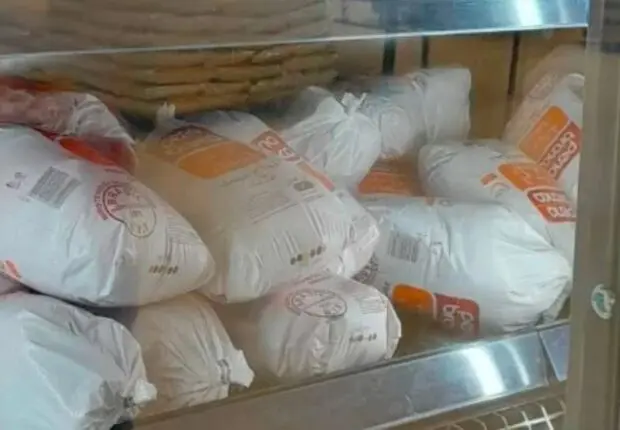 Le poulet à 250 DA/kg : l’État déstocke 9 tonnes de viande blanche