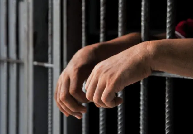 Stupeur et colère à Alger : 5 agresseurs arrêtés après l&rsquo;attaque d&rsquo;un couple sur la route [VIDÉO]