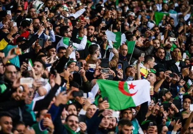 France : un jeune supporter lyonnais agressé pour avoir brandi un drapeau algérien