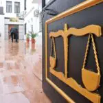 Un bijoutier dépouillé de 2,3 milliards par de « vrais » policiers et de « faux » suspects