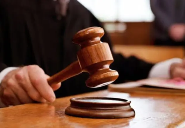 Un directeur d’hôpital condamné à 20 ans de prison ferme