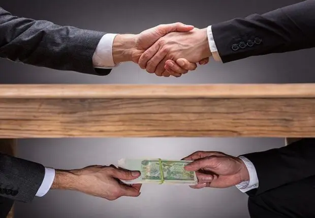 159 personnes interdites de quitter l’Algérie pour corruption