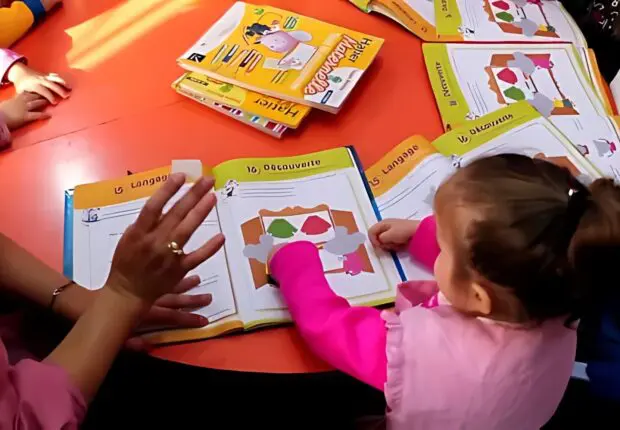Éducation : l’État publie un guide pédagogique unifié pour les crèches algériennes