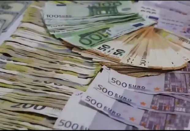 Transfert illicite d’euros : encore une saisie record à l’aéroport d’Alger