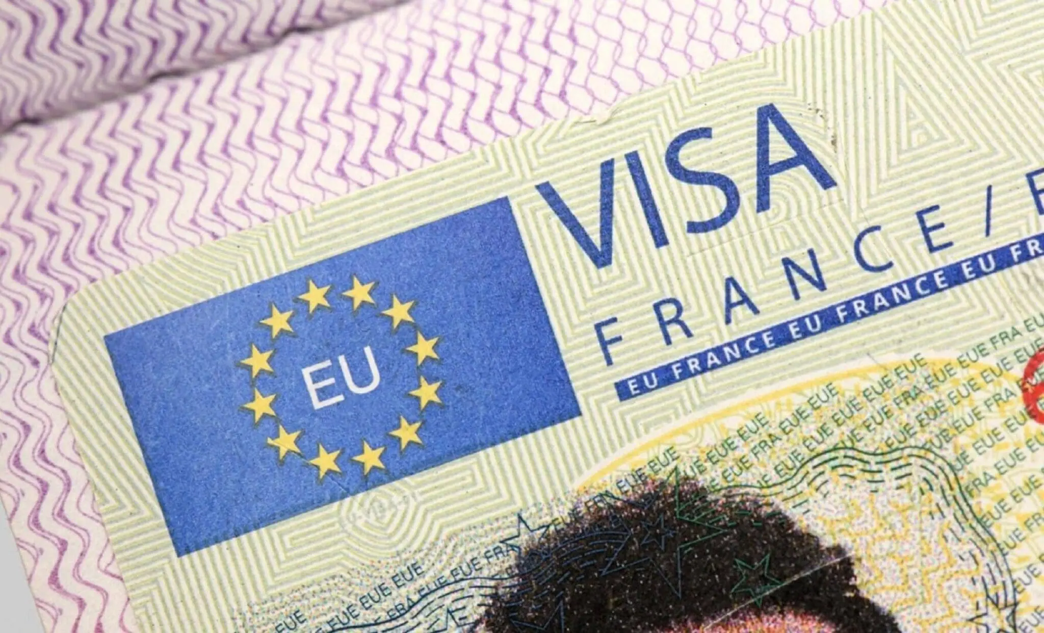 Conjoints algériens de Français : le casse-tête du visa expliqué par un ex-consul