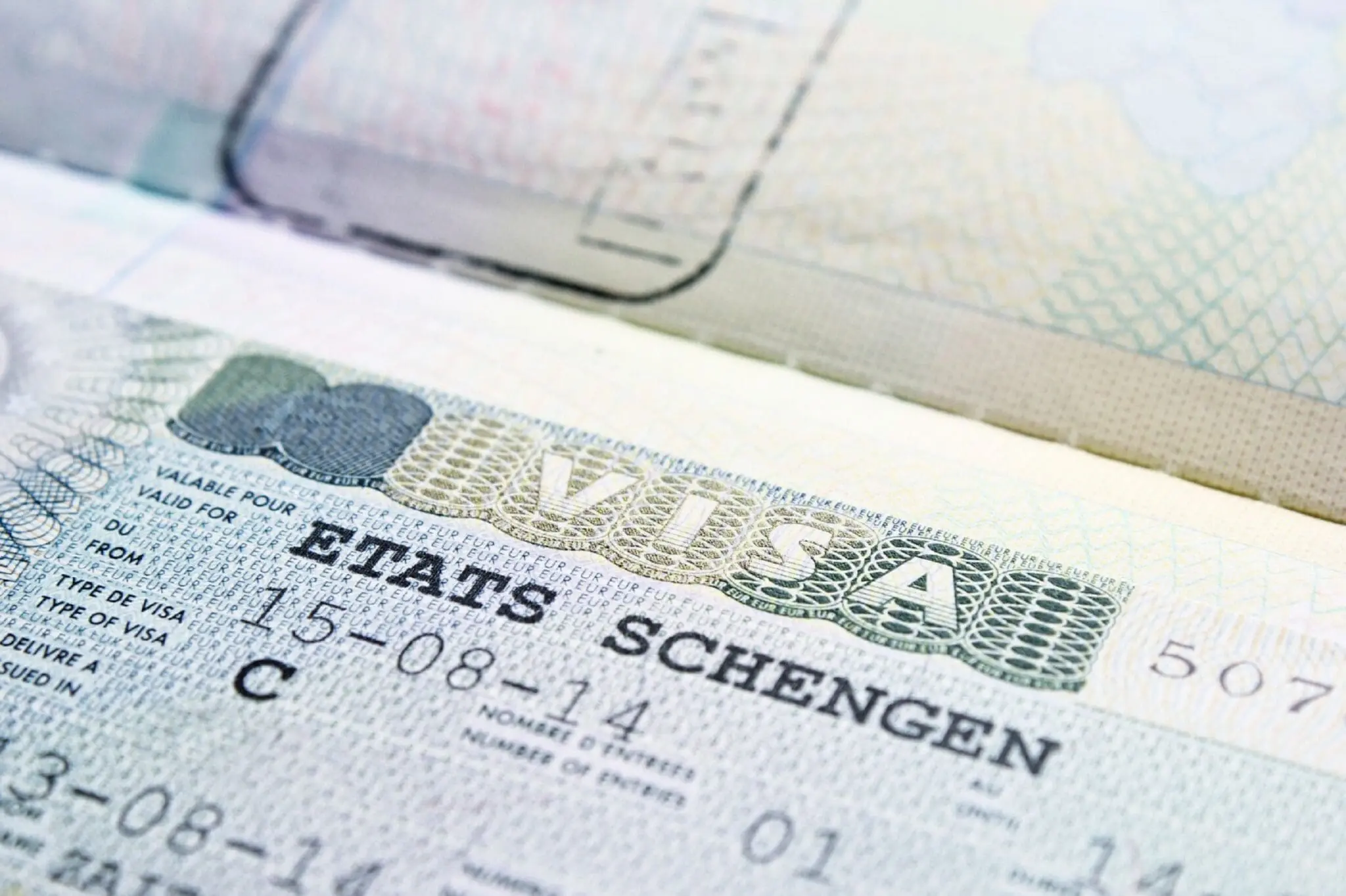 Nouveaux visas pour travailleurs étrangers : ce pays européen assouplit ses règles