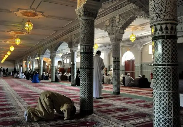 Hausse des actes islamophobes en France : trois mosquées visées en une semaine