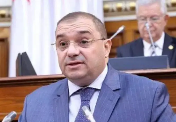 « À distance » : Le ministre de la Justice annonce un nouveau système de visite pour les détenus