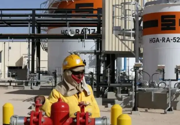 Pétrole : l’Algérie signe un méga-contrat de 5,4 MDS $ avec le géant saoudien Medad