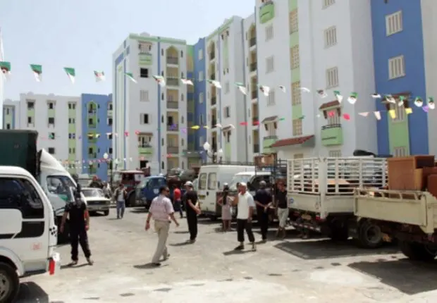 1er Novembre : Belaribi donne le top départ pour la distribution massive de logements