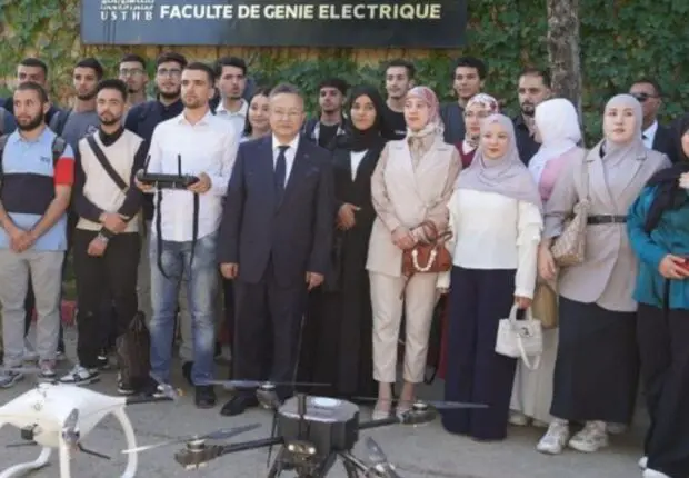 Une 1ʳᵉ en Algérie : Le MESRS lance un master « contrôle et brouillage des drones »