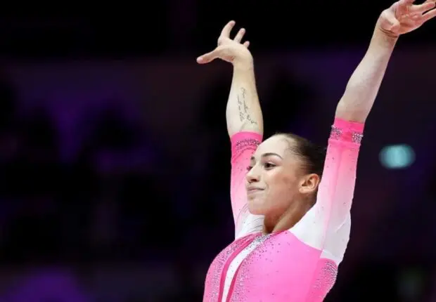 Kaylia Nemour décroche l’or aux Mondiaux de gymnastique 2025 de Jakarta : une 1re pour l’Algérie